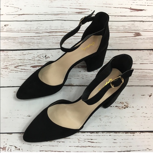 t strap block heel pumps